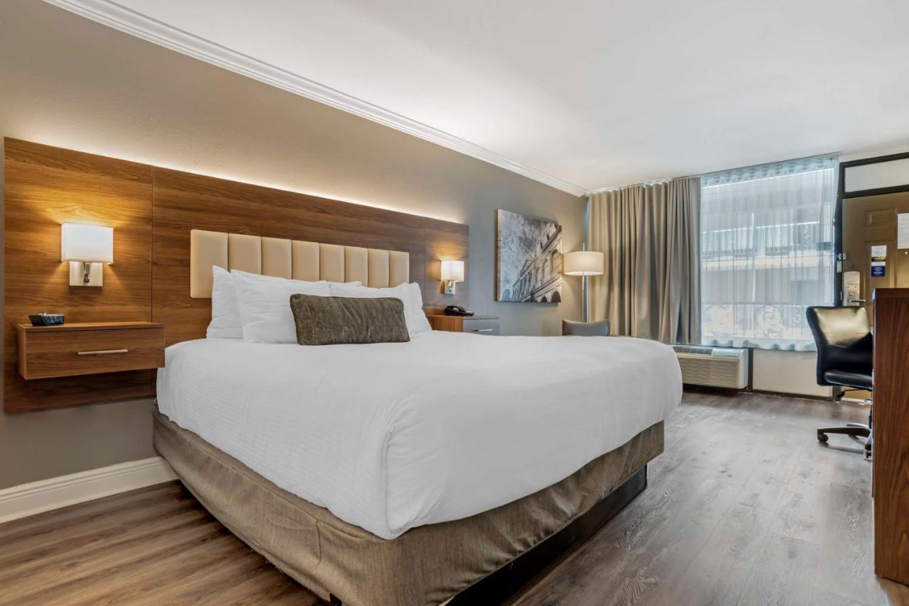 Best Western Plus Westbank Harvey Esterno foto