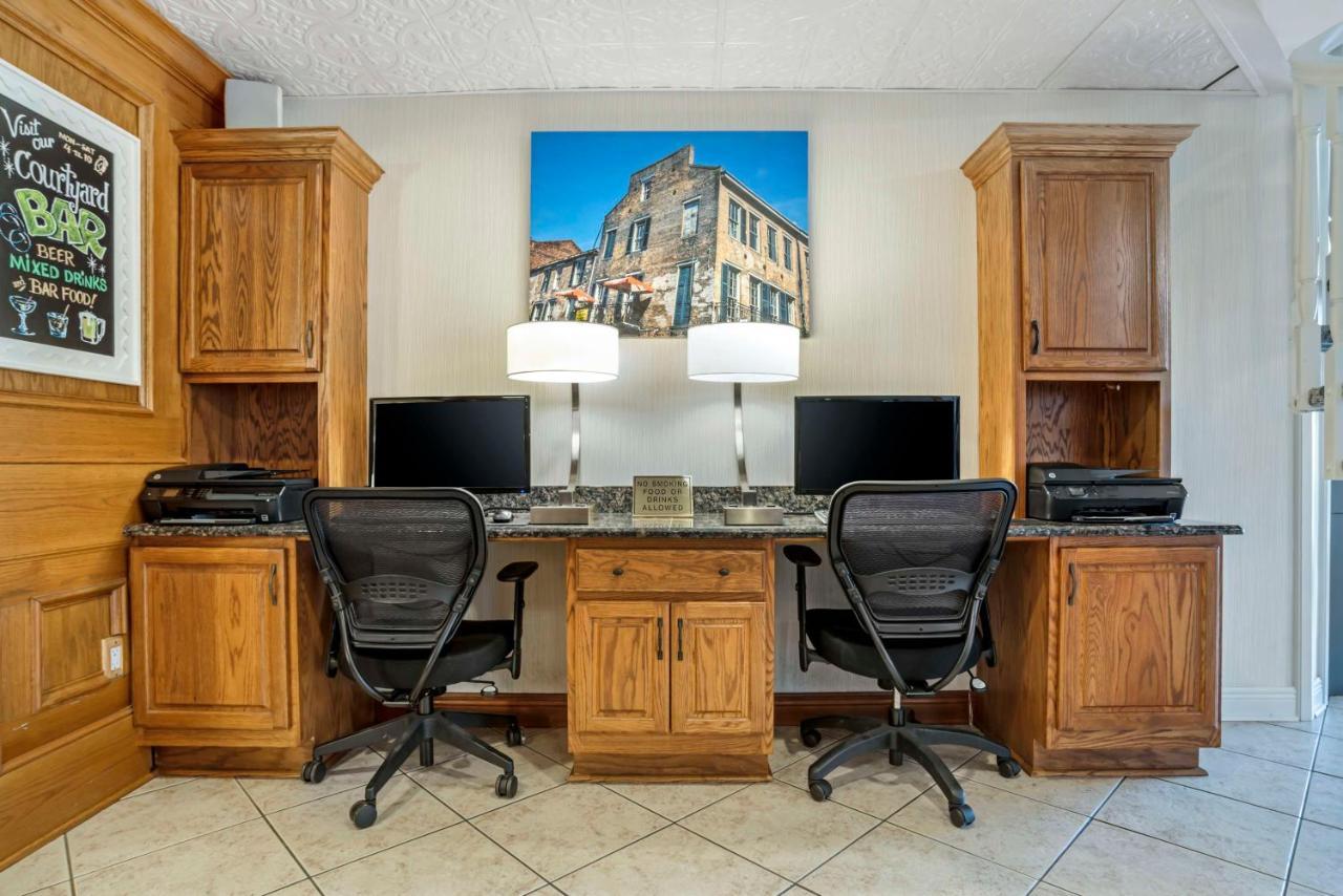 Best Western Plus Westbank Harvey Esterno foto