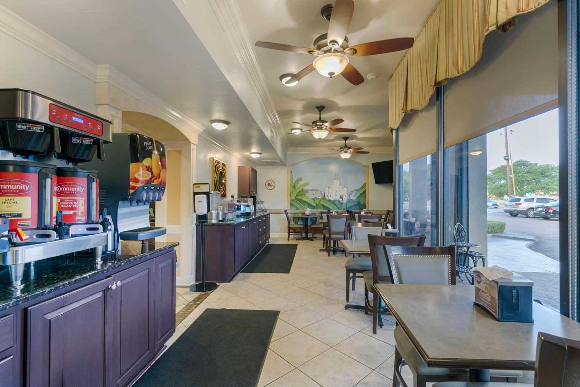 Best Western Plus Westbank Harvey Esterno foto
