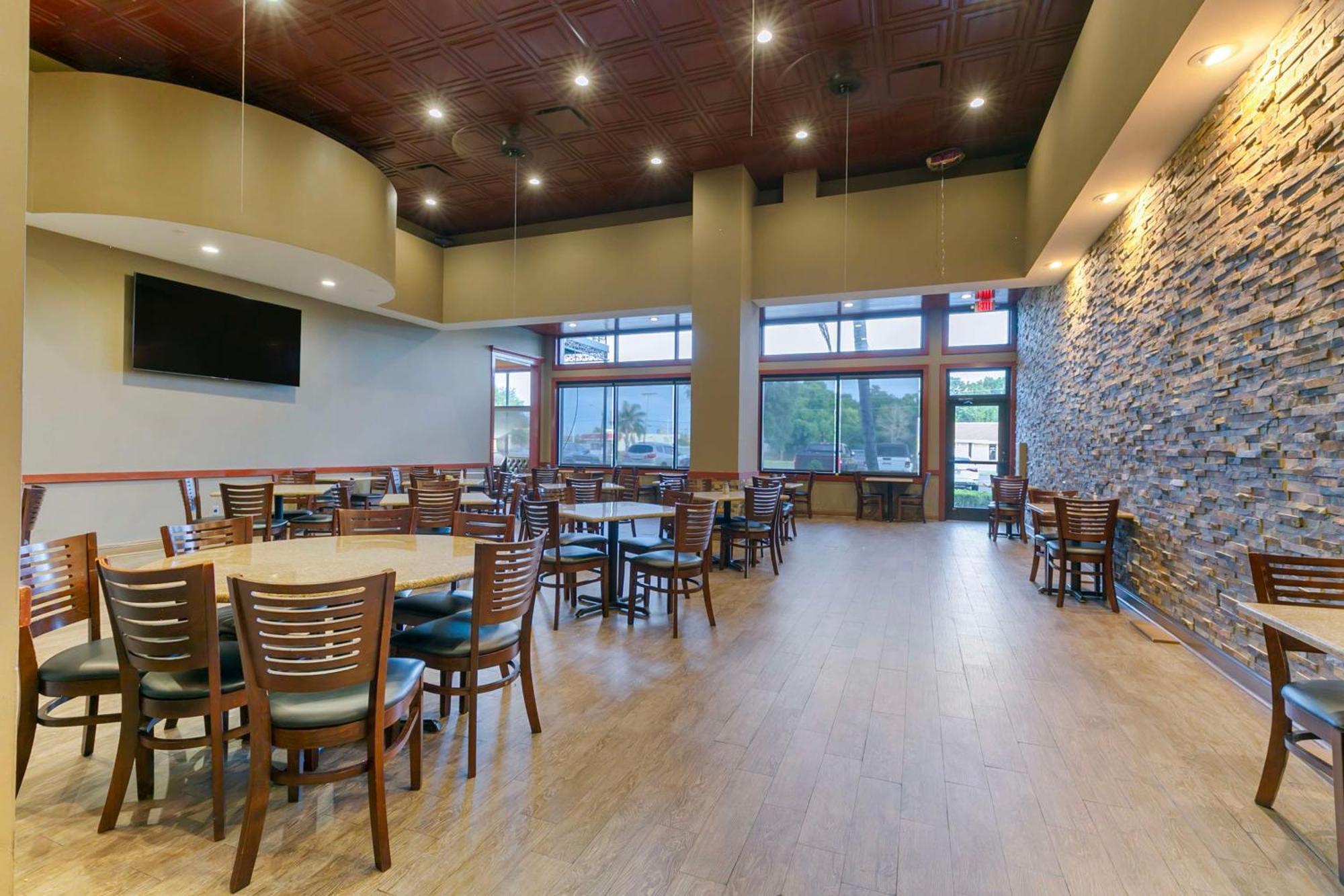 Best Western Plus Westbank Harvey Esterno foto