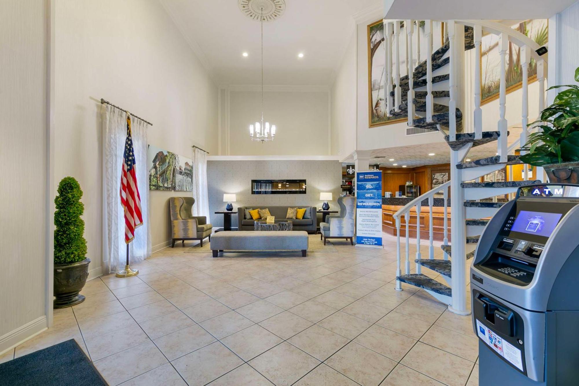 Best Western Plus Westbank Harvey Esterno foto