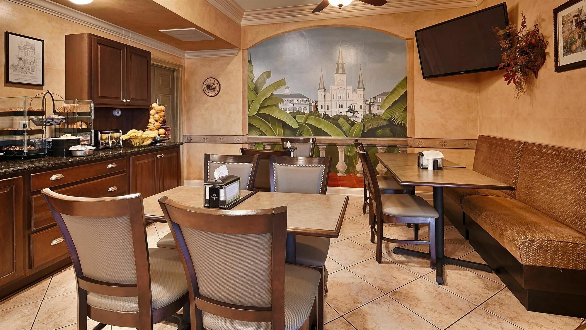 Best Western Plus Westbank Harvey Esterno foto